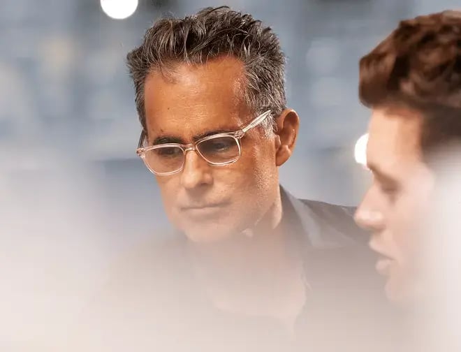 prosci-methodology-middle-aged-business-man-in-a-meeting